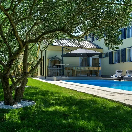 Villa Lorena *